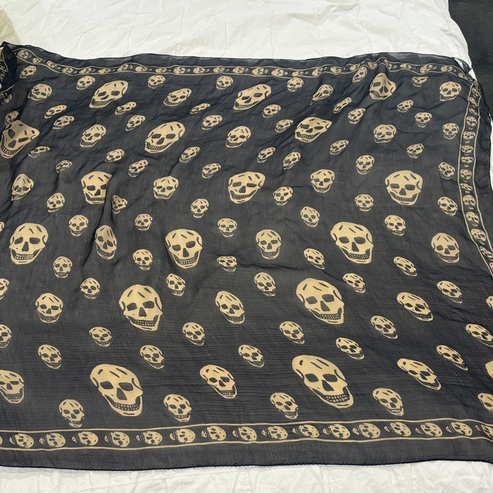 Alexander McQueen Black and Tan Skull Blanket